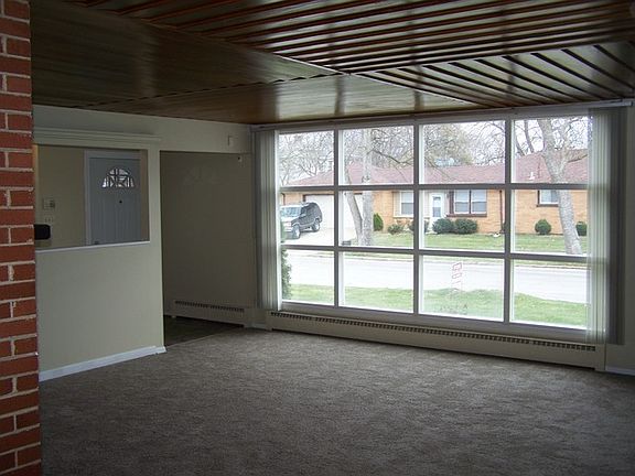 3rd image of 1614 Ashland Ave