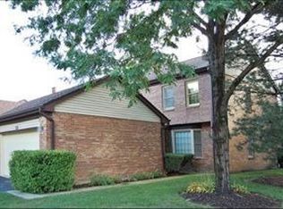 1568 N Windsor Dr, Arlington Heights, IL 60004