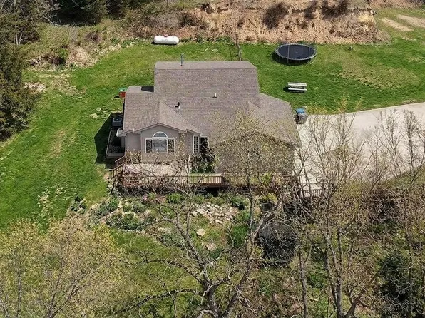 3226 Merrick Pl, Missouri Valley, IA 51555