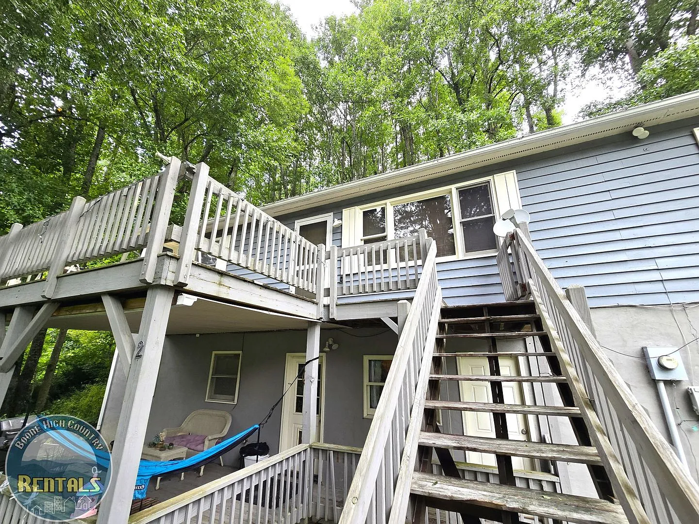 Three Bedroom Upper Unit in Boone All Utilities Included — Photo 1