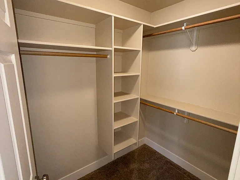 2652 N Maple Grove Rd — Photo 11