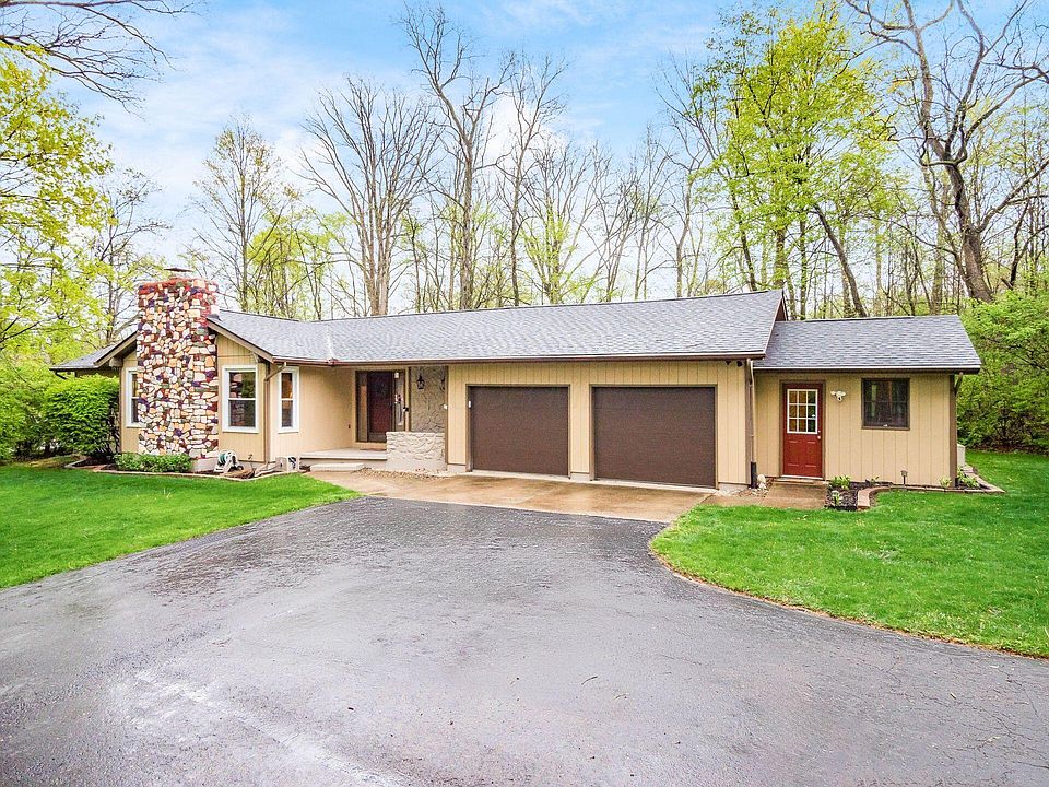 1st image of 4381 Briarwood Dr