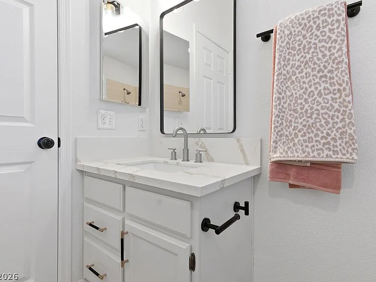 1034 Skysail Dr — Photo 36