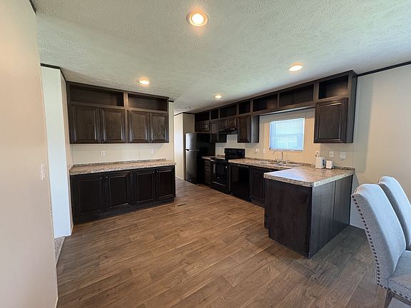 5th image of 843 Robin Nest Way #20