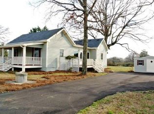 827 Airline School Rd, Bowersville, GA 30516