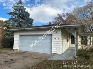 2816 SW Prairie Rd, Topeka, KS 66614