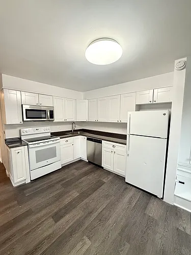 1886 Avenue B Photo 1