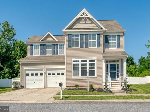 8402 Stansbury Lake Dr, Baltimore, MD 21222