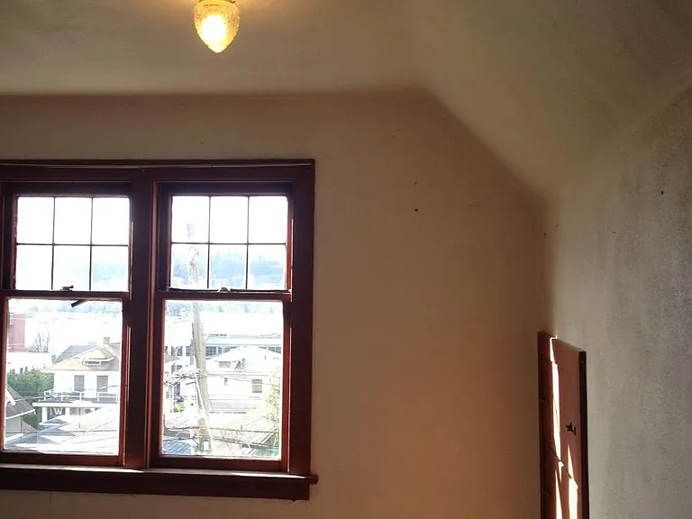 2401 Boylston Ave E #4 — Photo 13