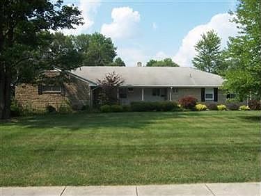 2nd image of 150 Brookpark Dr