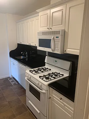 Rented by Prime Realty | media 2