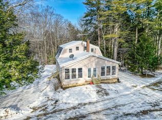 100 Stage Rd, Pittston, ME 04345