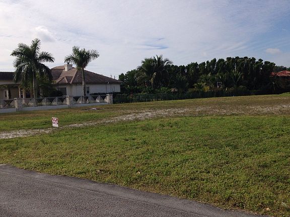 2nd image of 4000 SW 141st Ave