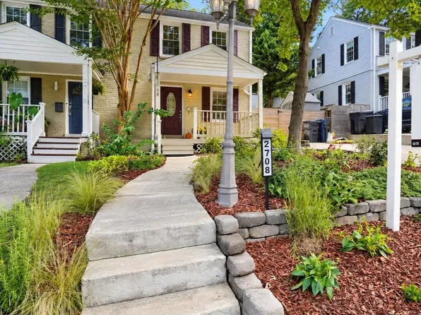 2708 Farmington Dr, Alexandria, VA 22303