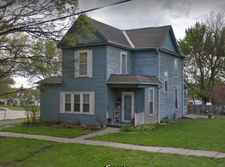 304 S 1st St, Savannah, MO 64485