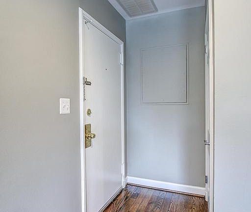 3rd image of 3545 S Stafford St B2