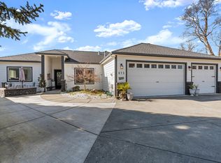 875 N Mountain Ave, Central Pt, OR 97502