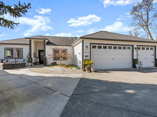 875 N Mountain Ave, Central Pt, OR 97502
