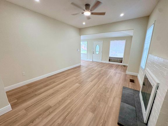 5th image of 1019 Portage St APT 1