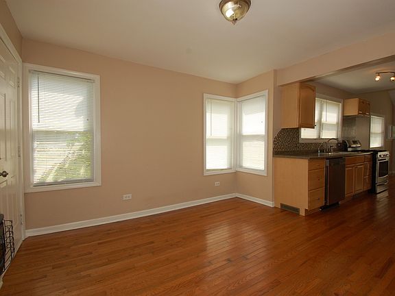5th image of 6N897 Roosevelt Ave
