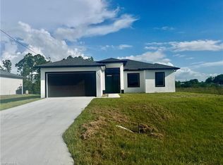 2803 25th St W, Lehigh Acres, FL 33971