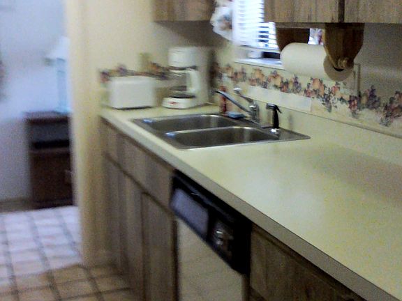 3rd image of 741 E Hartford St APT 4A