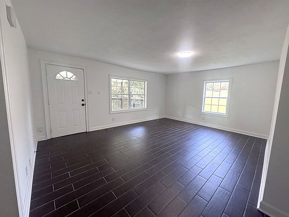 3rd image of 1164 Mays Rd