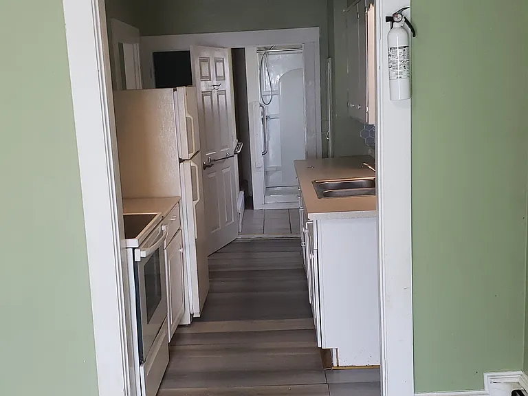 6 Western Ave #2 — Photo 10