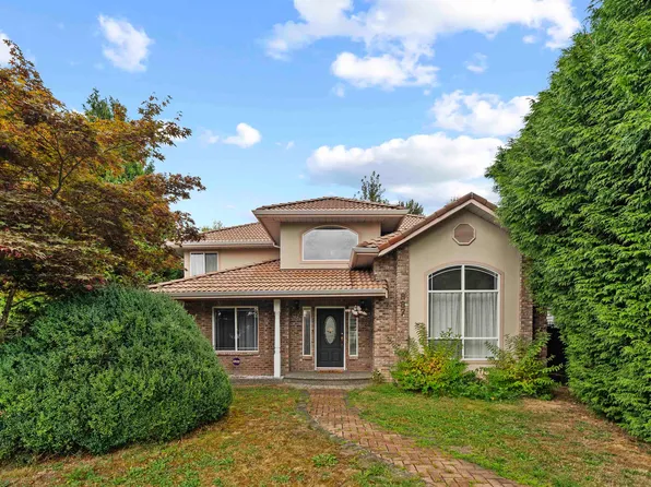 887 Riverside Dr, Pt Coquitlam, BC V3B 7T6