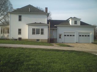 10229 Birkmeier Rd, Pekin, IL 61554