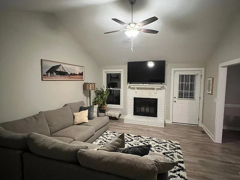 2705 Stageline Dr — Photo 6