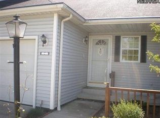 30461 Sugar Sand Ln #21A, North Olmsted, OH 44070