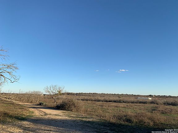 4th image of 380 Private Road 4619