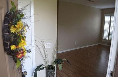 3rd image of 10716 Bexley Dr