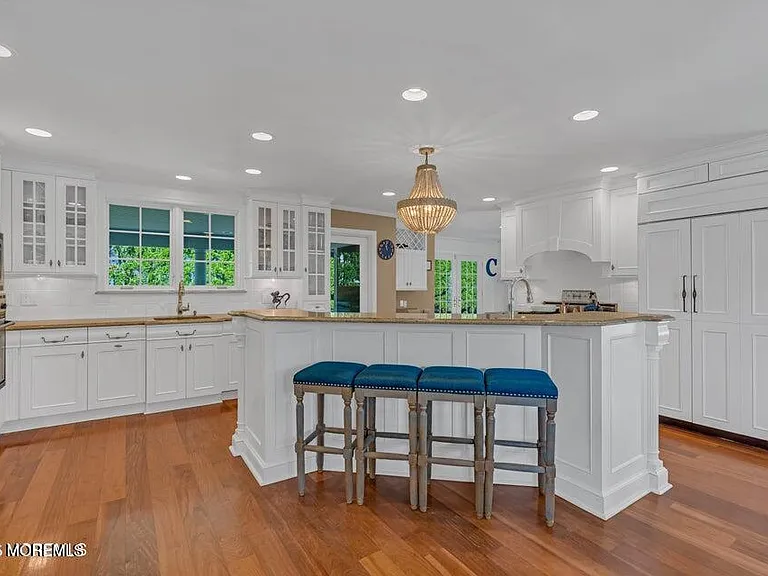 101 Neptune Pl — Photo 13