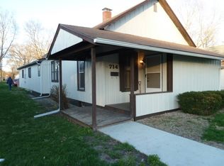 714 Decatur St, Lincoln, IL 62656