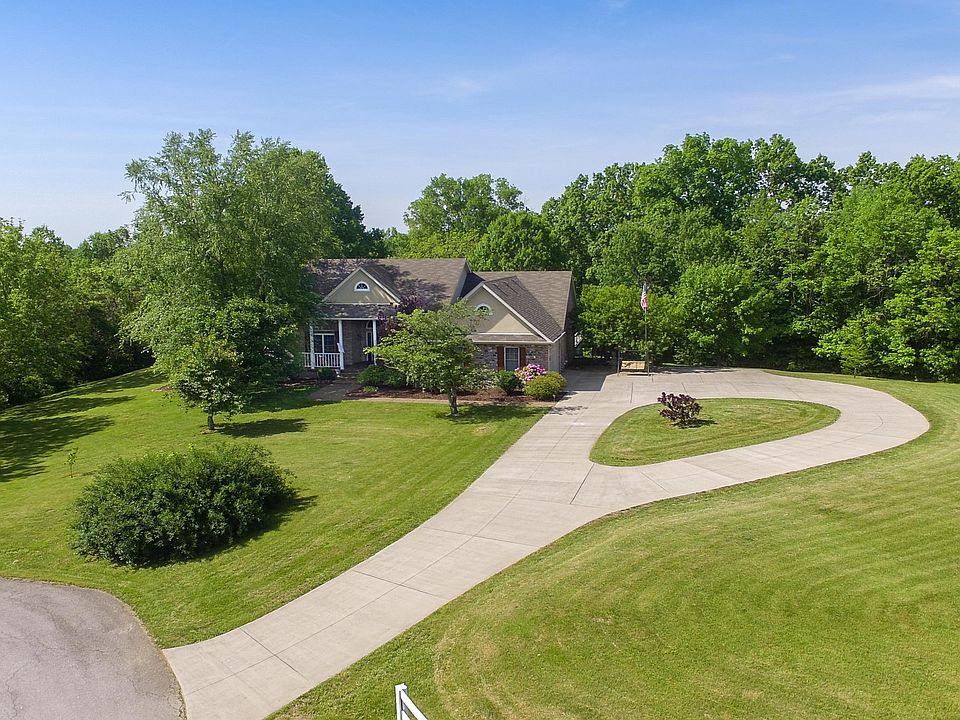 1st image of 314 Briscoe Ln