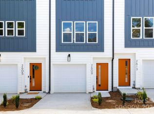 2609 Dr Carver Rd, Charlotte, NC 28208