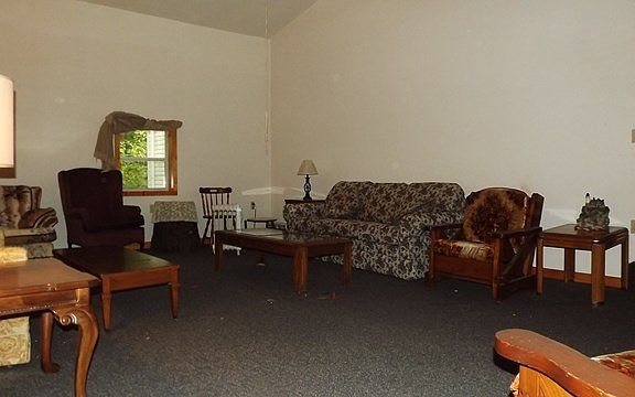 5th image of 173 Jefferson Dr