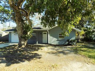 1323 36th St W, Bradenton, FL 34205