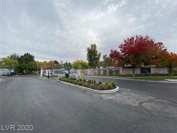 4th image of 10124 Eden Falls Ln