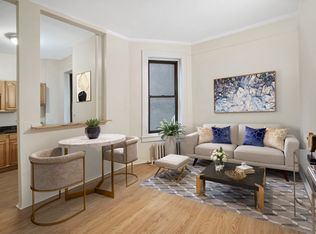 225 E 35th St #32, New York, NY 10016