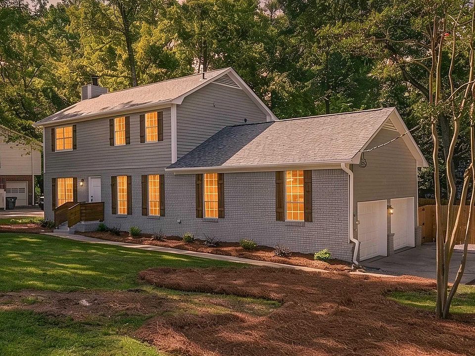 1st image of 3225 Green Valley Rd