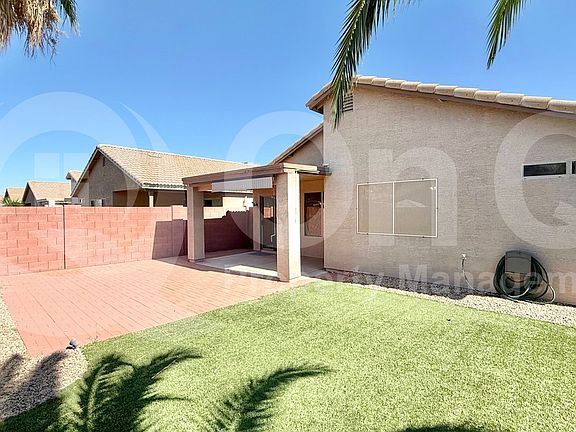 5th image of 1050 E Vernoa St