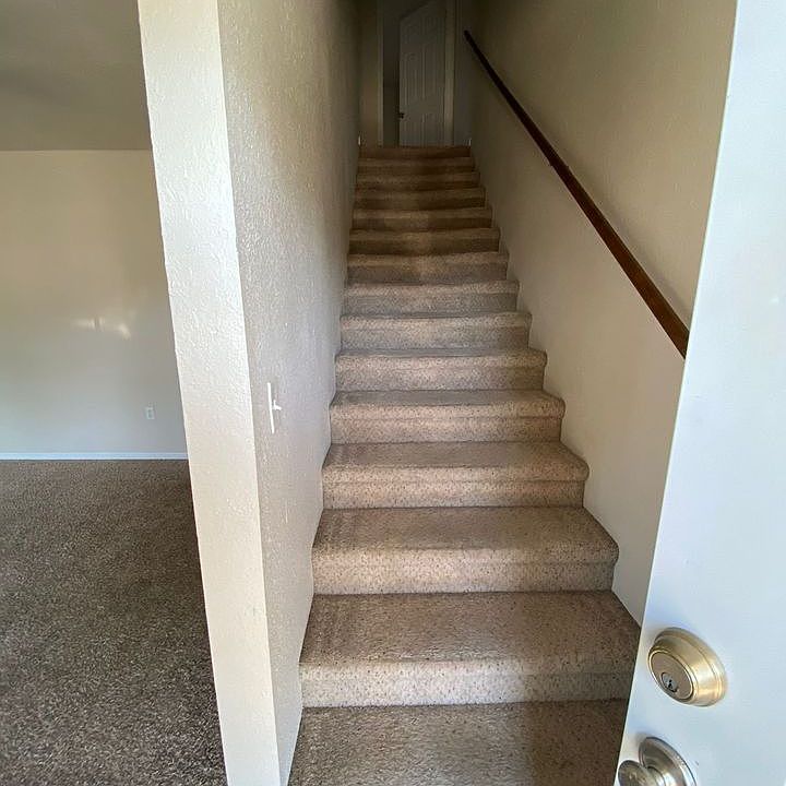 1st image of 130 E 16th St