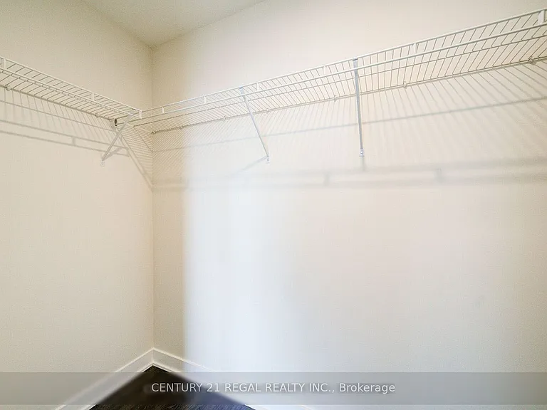 19 Bathurst St #2102 — Photo 7