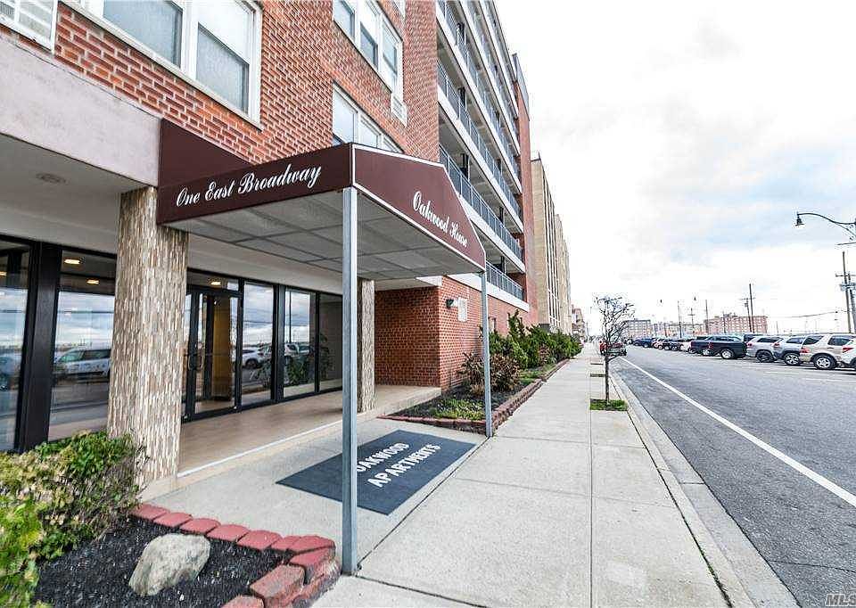 1st image of 1 E Broadway