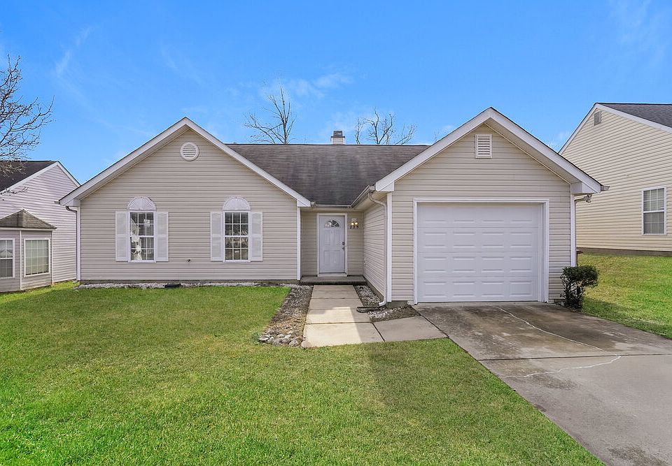 1st image of 229 Lucan Dr