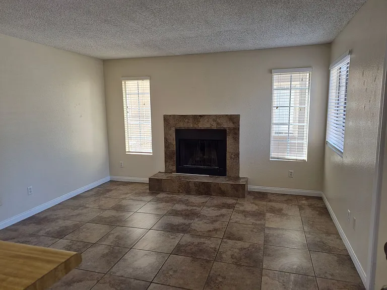 2664 Bryandouglas Dr #B — Photo 3
