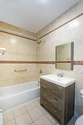 Rented by Compass | media 10